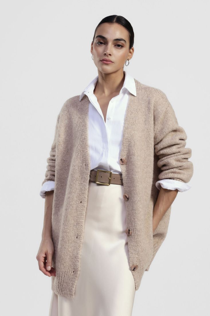 Cardigan con scollo a v e bottoni frontali