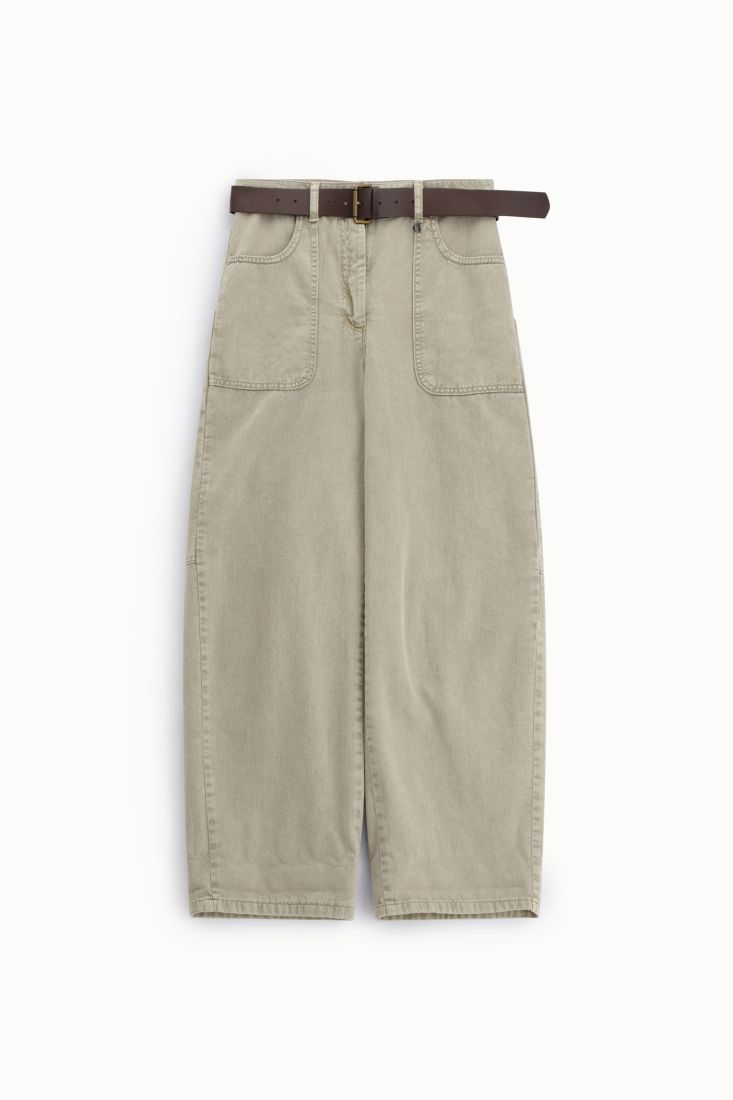Jeans balloon fit con tasche frontali e risvolto