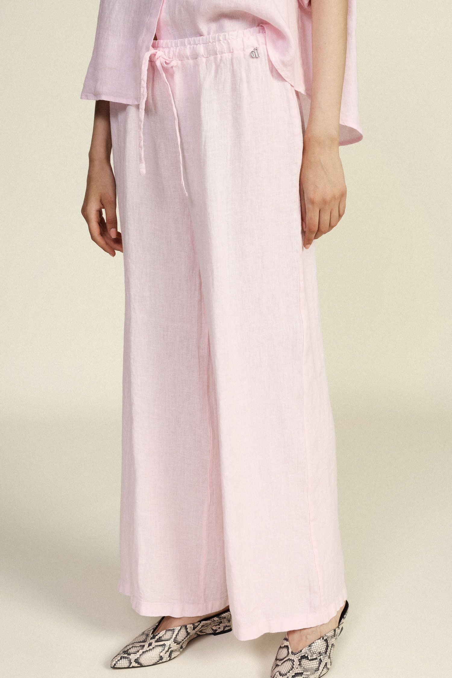 Trousers ampi con vita alta e coulisse