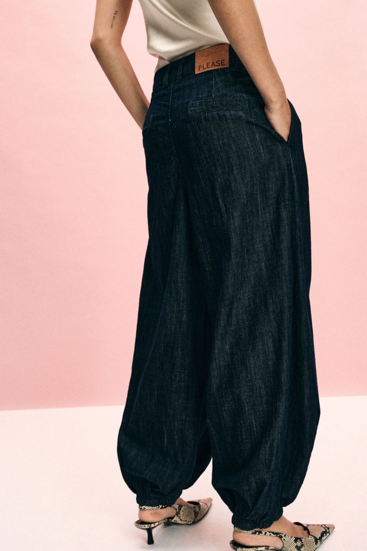 Jeans baloon fit con fondo elastico