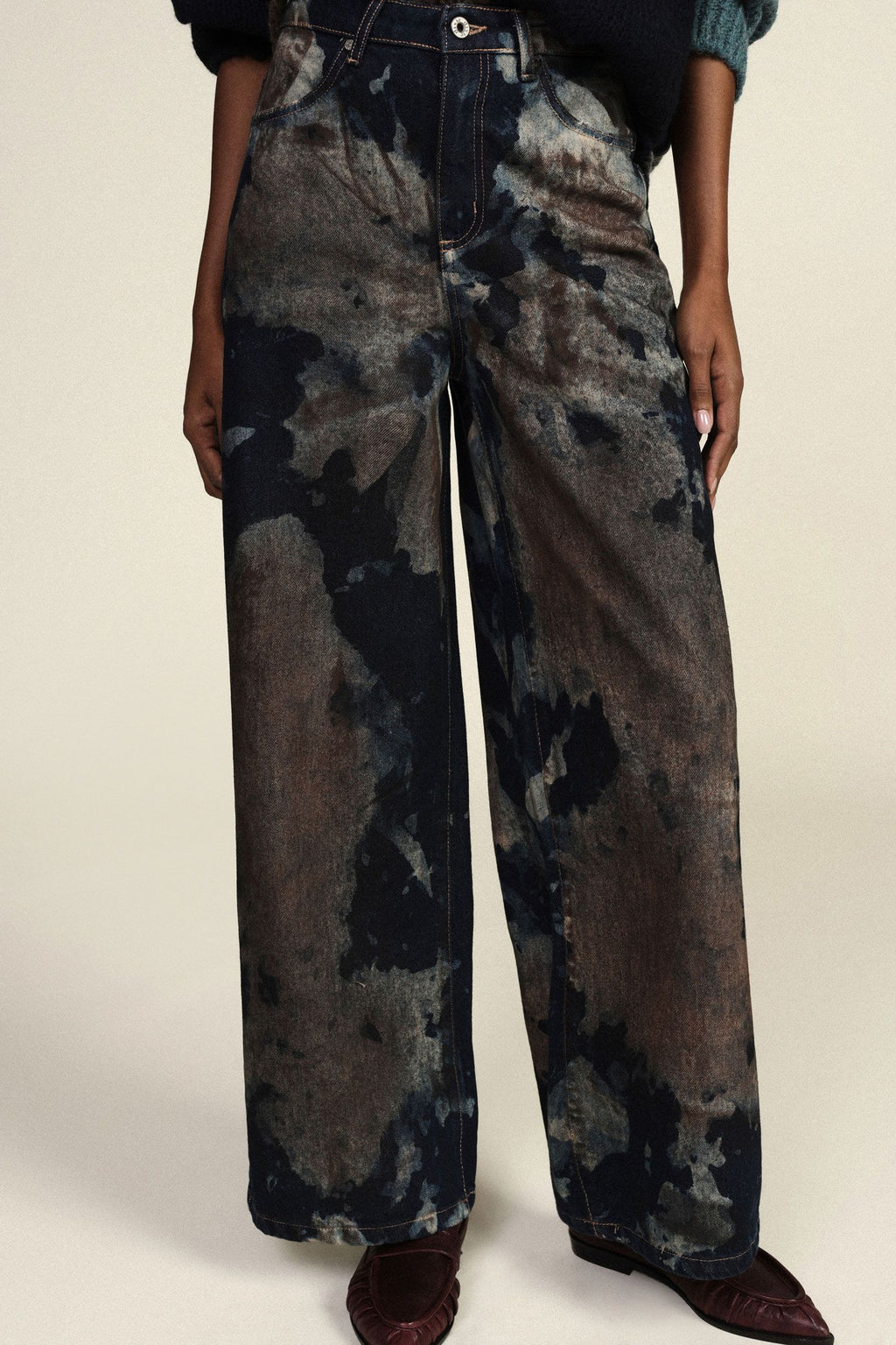 Jeans ampi vita alta stampa effetto pittura
