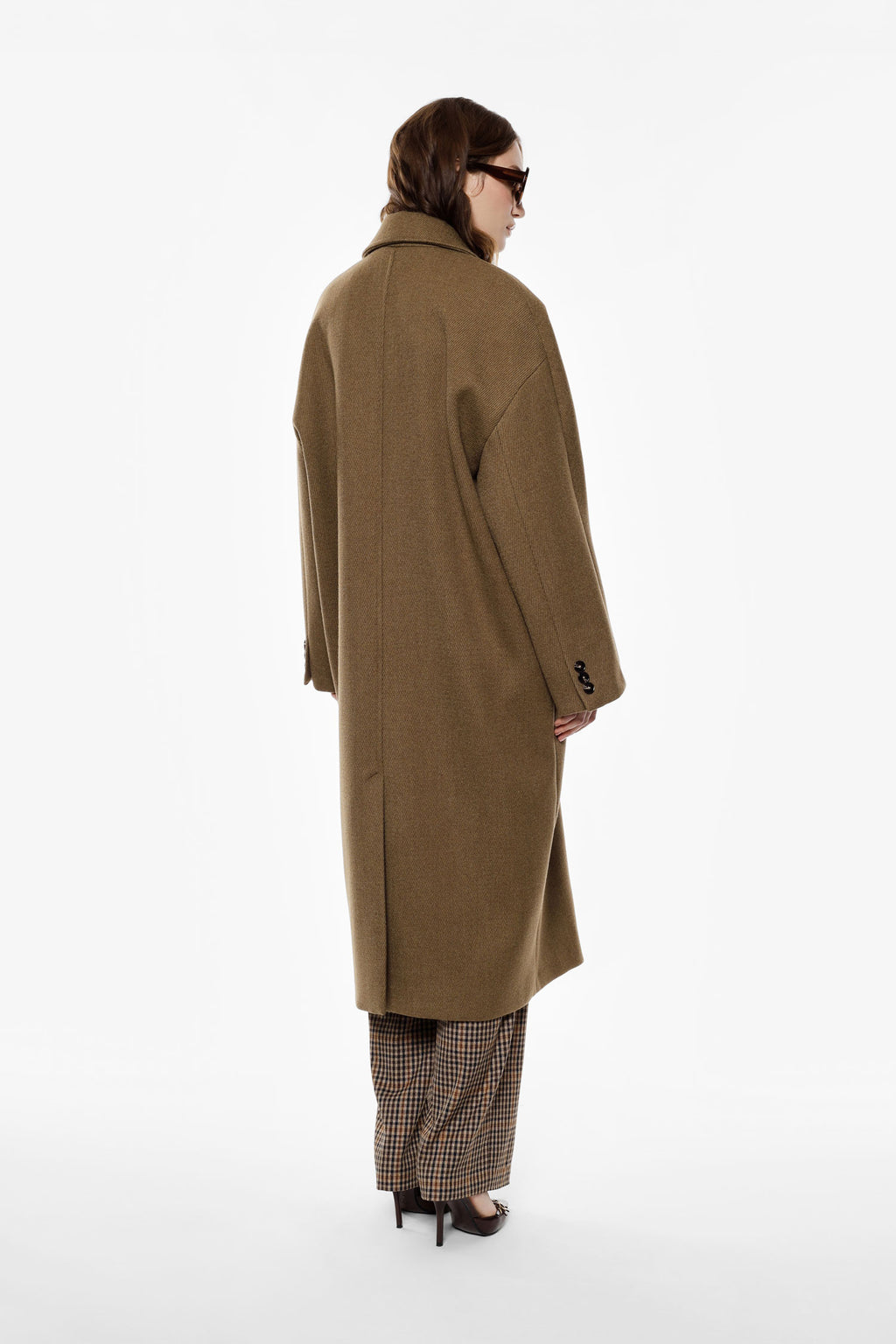 Cappotto over doppio petto con tasche laterali