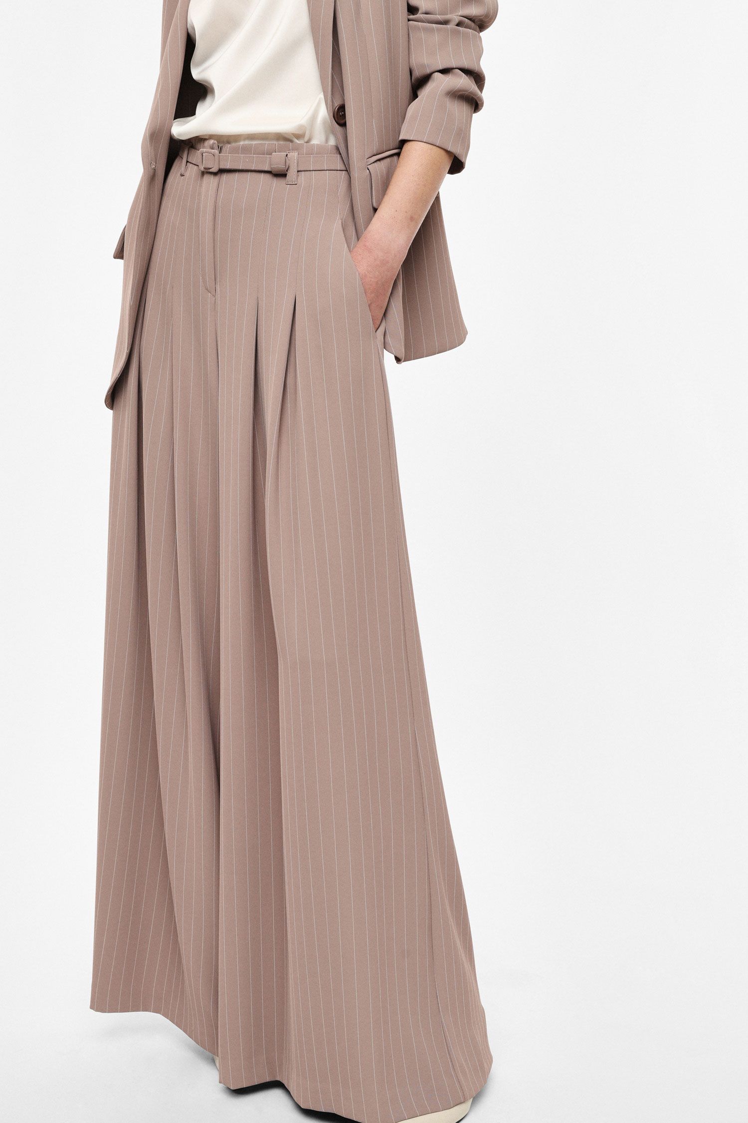 Pantaloni palazzo a righe con cintura