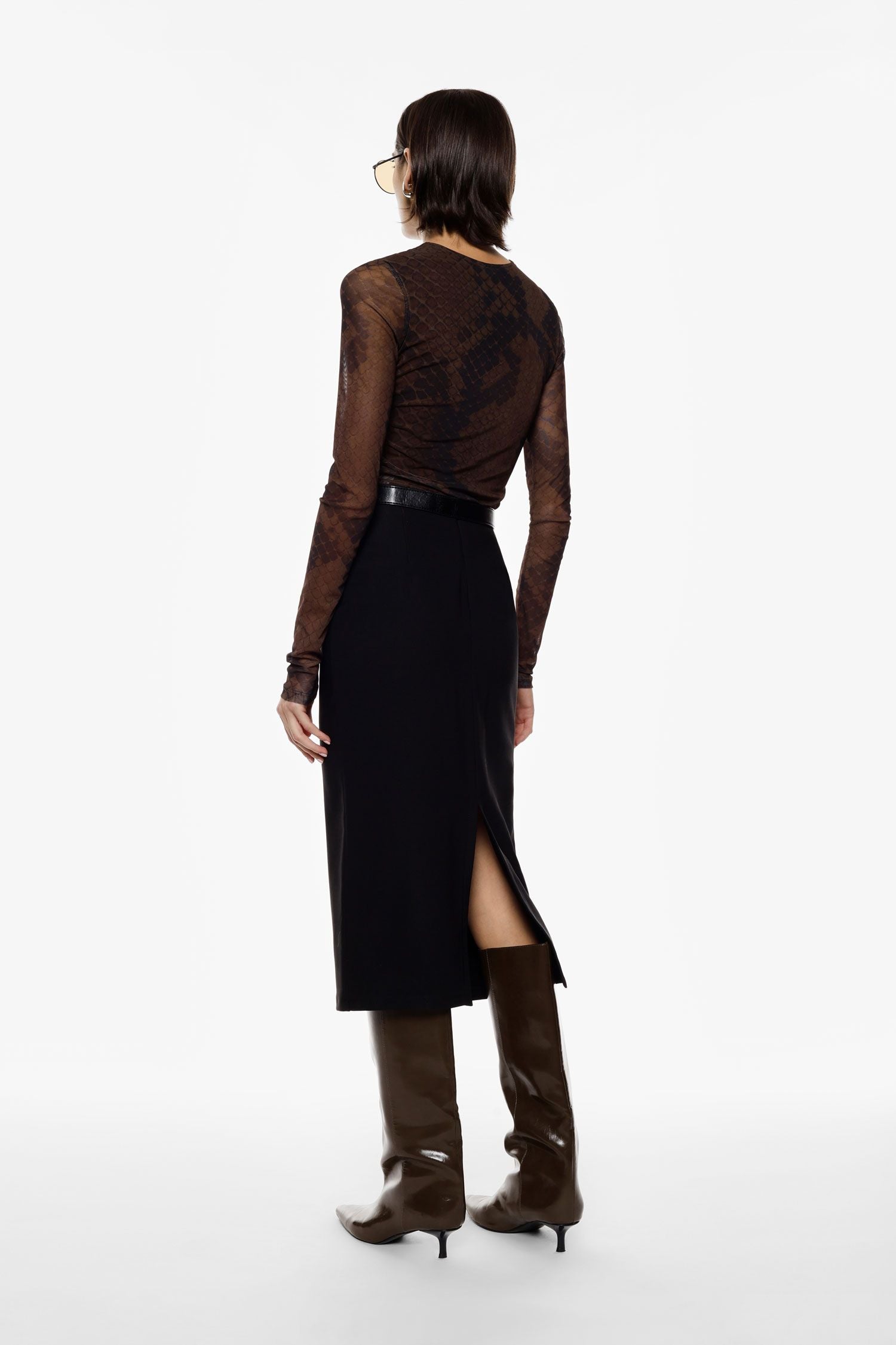 Gonna midi a tubino con spacco posteriore