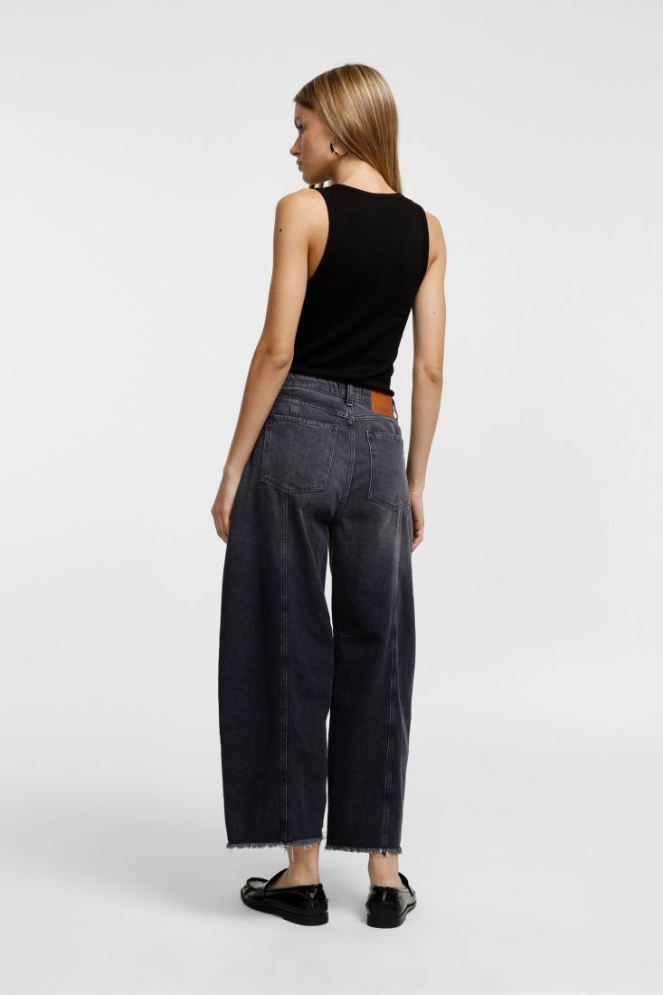 Pantaloni palazzo cropped a vita alta con fondo sfrangiato