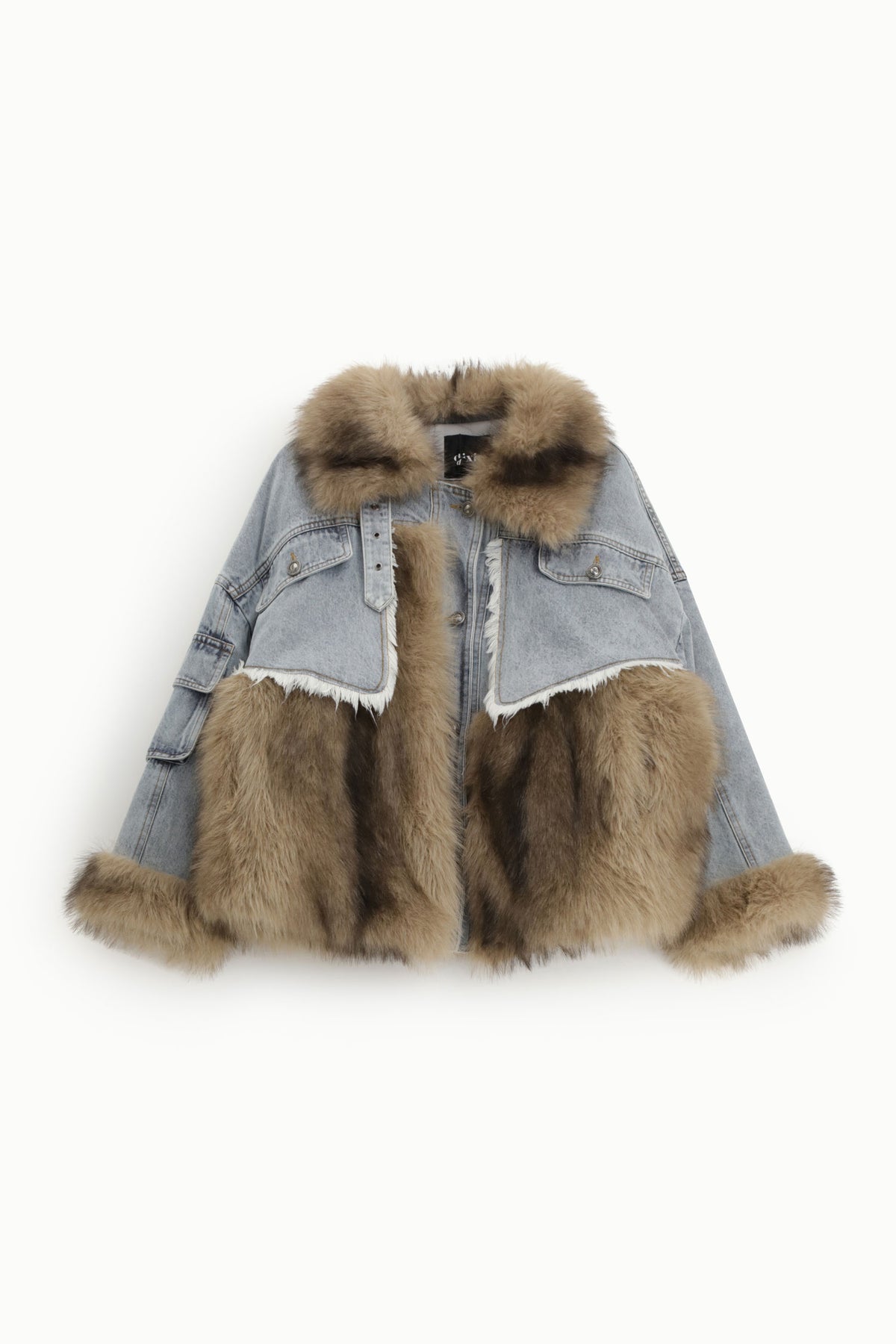 Giacca denim con inserti pelliccia e tasche frontali