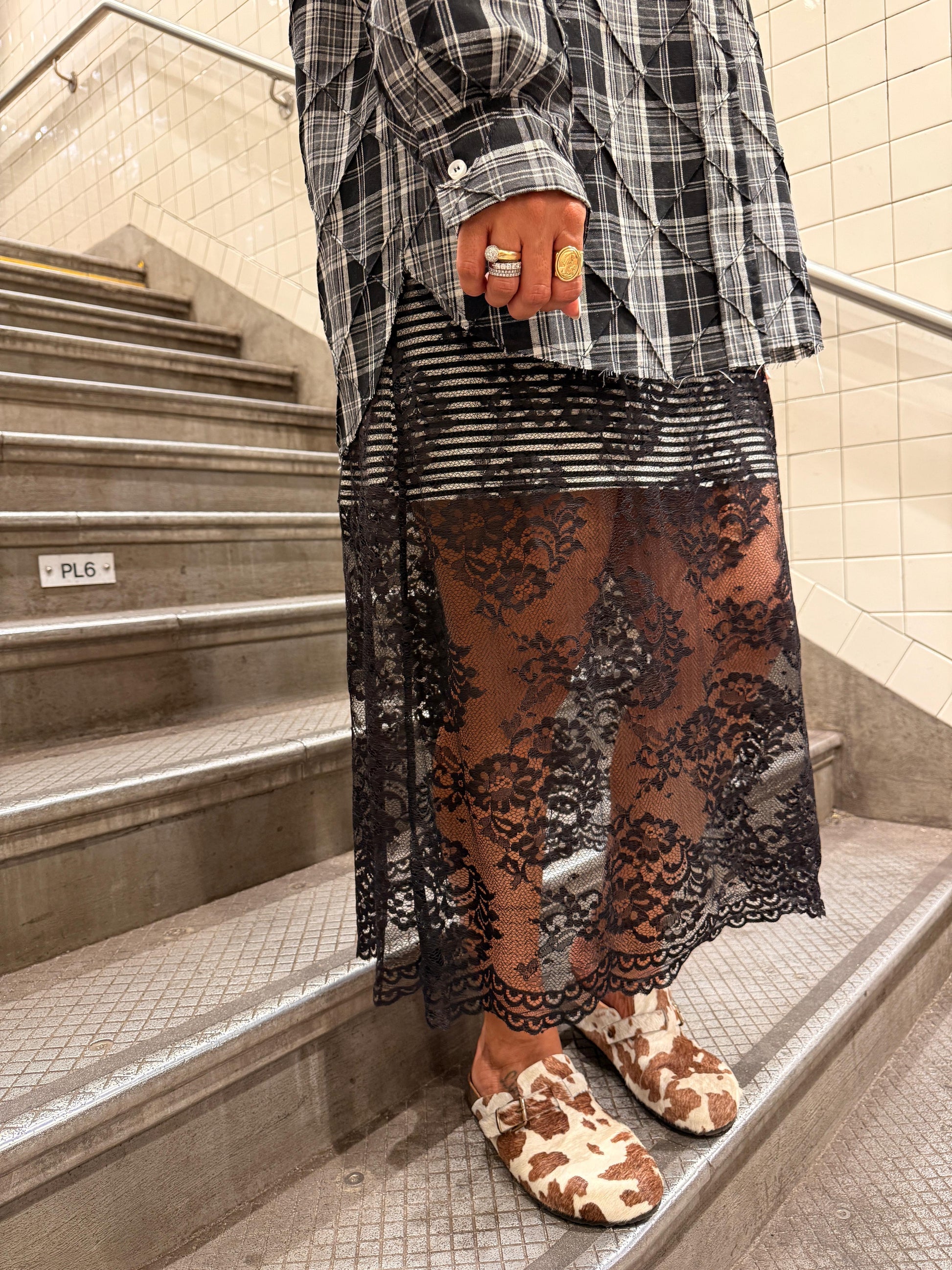 Vestito a righe con pizzo