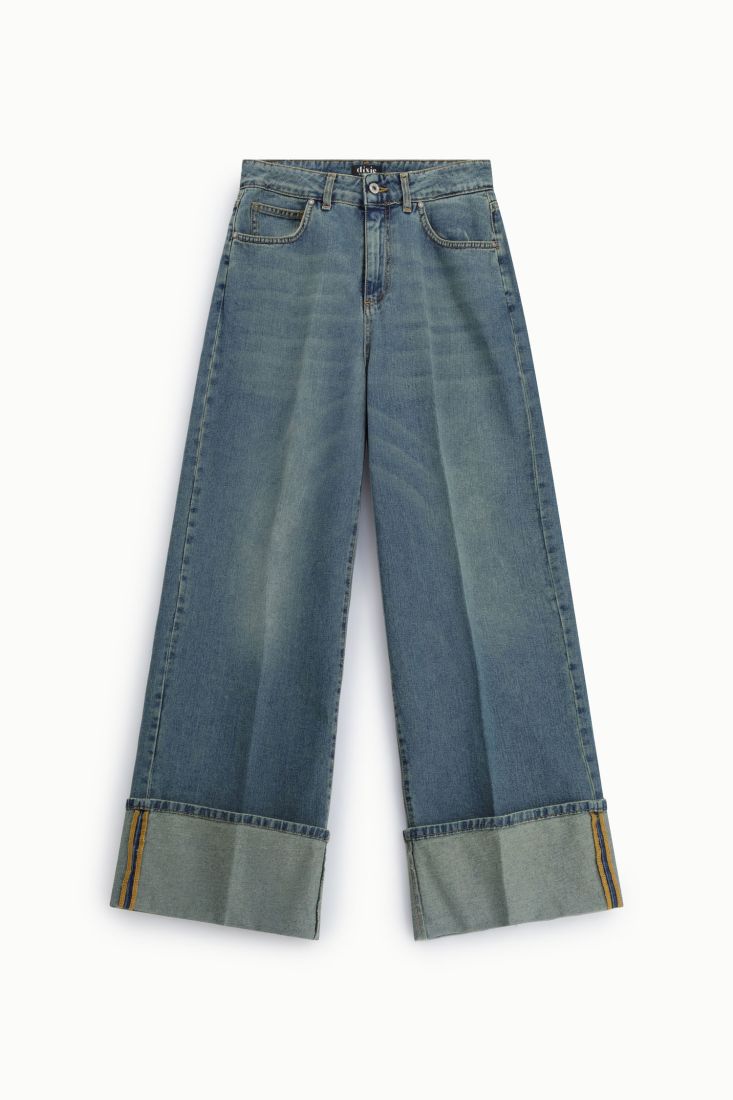 Jeans a gamba ampia con risvolto