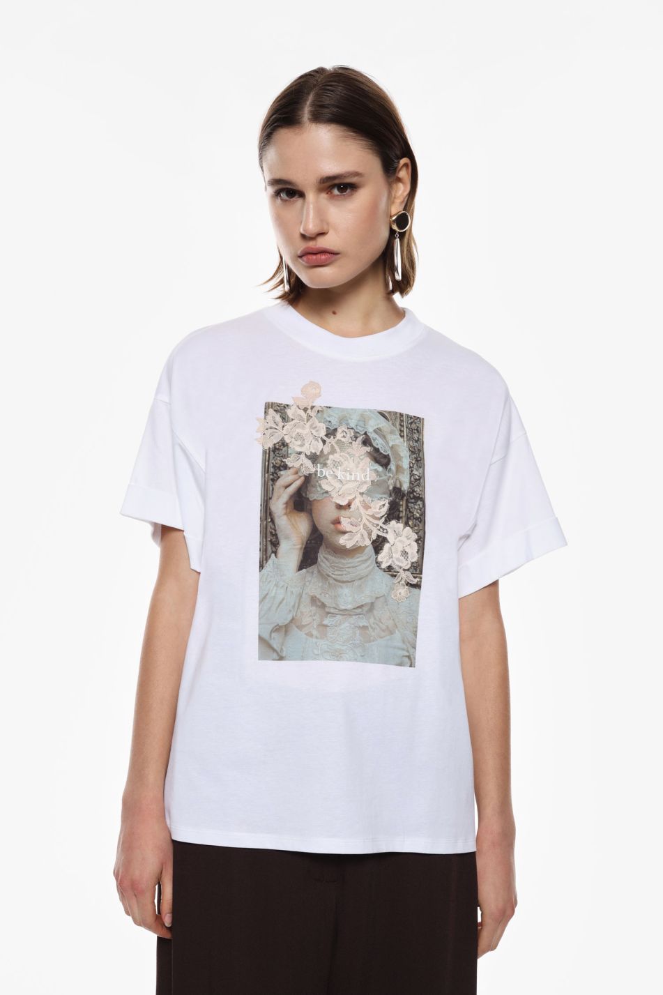 T-shirt girocollo Stampa floreale ￼