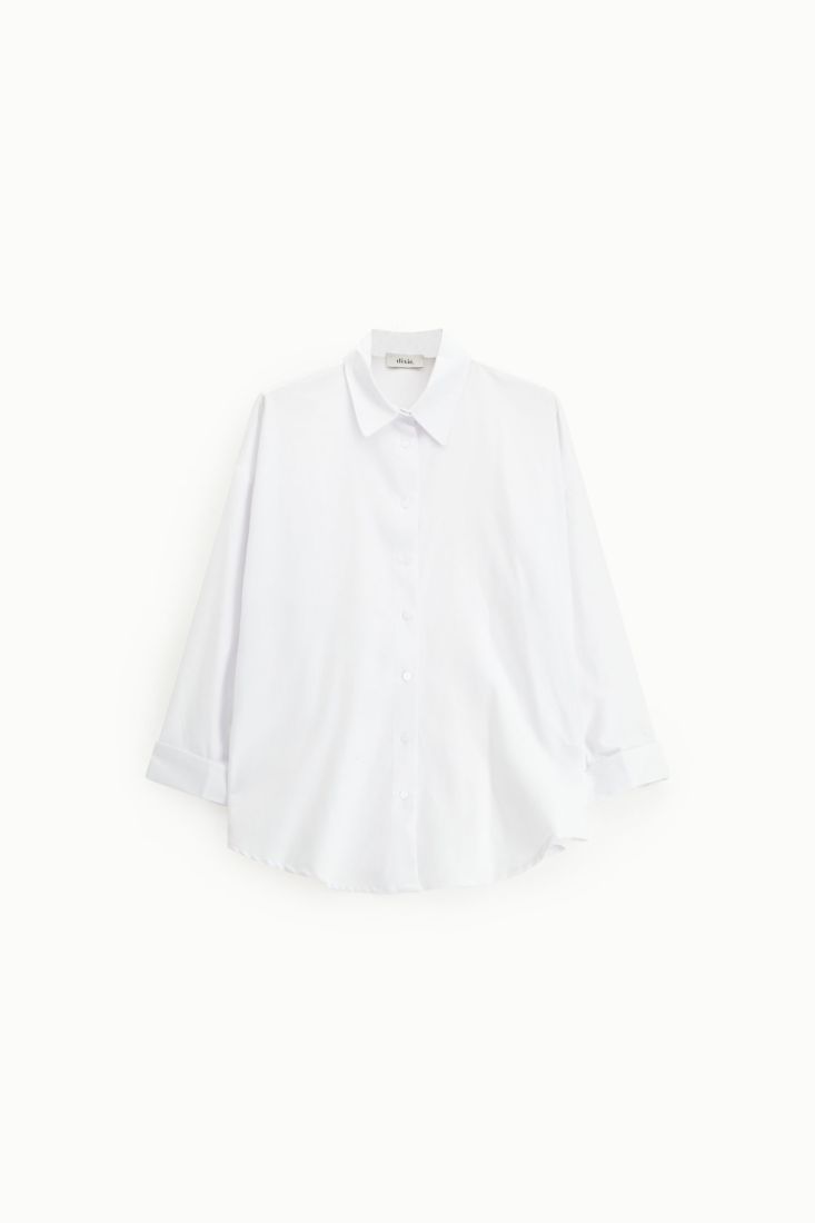 Camicia ampia con colletto classico e maniche 3/4