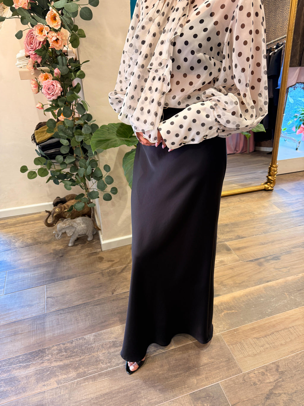 Gonna lunga a vita alta effetto satinato