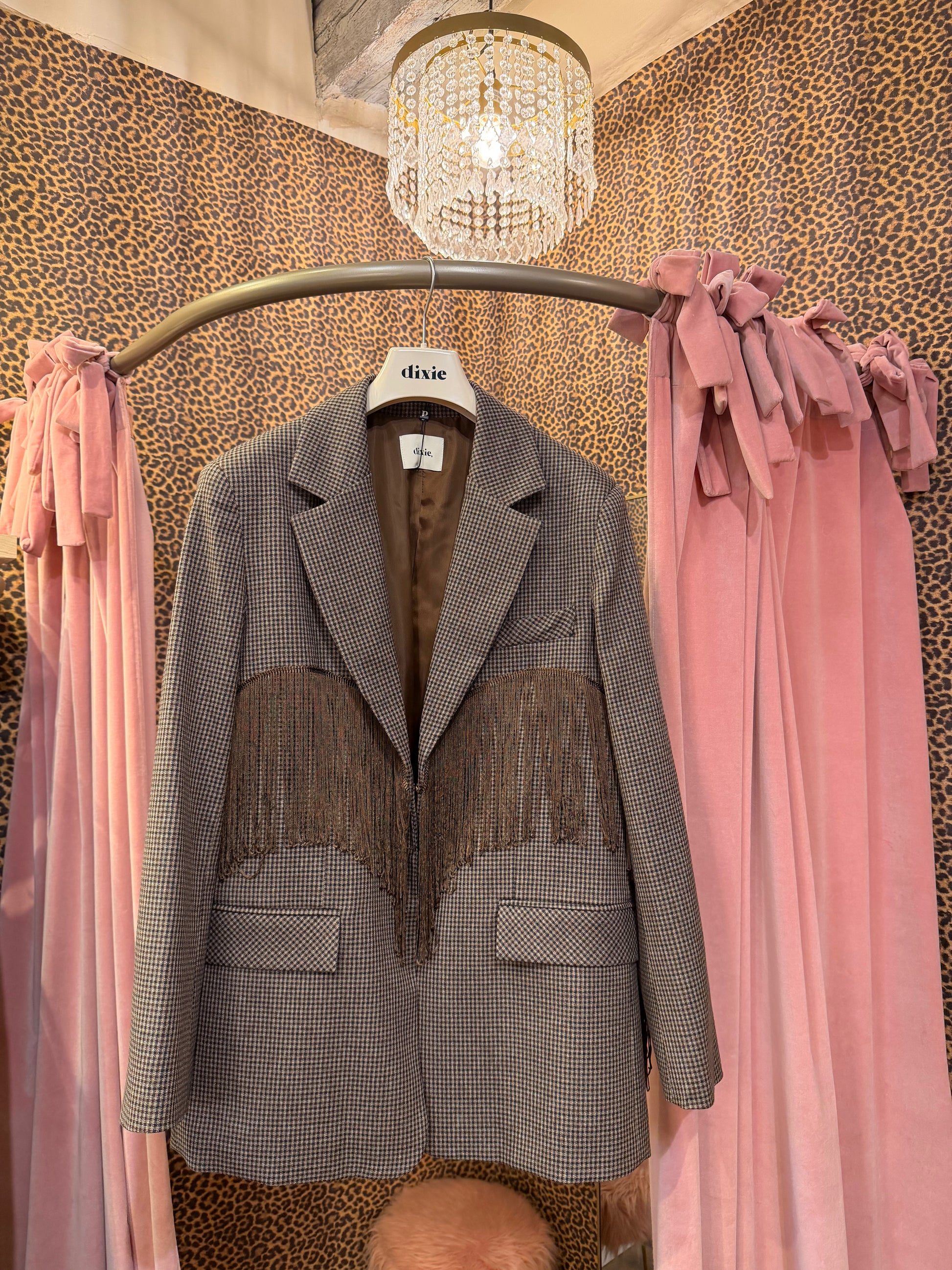 Blazer fantasia micro-check con frange decorative