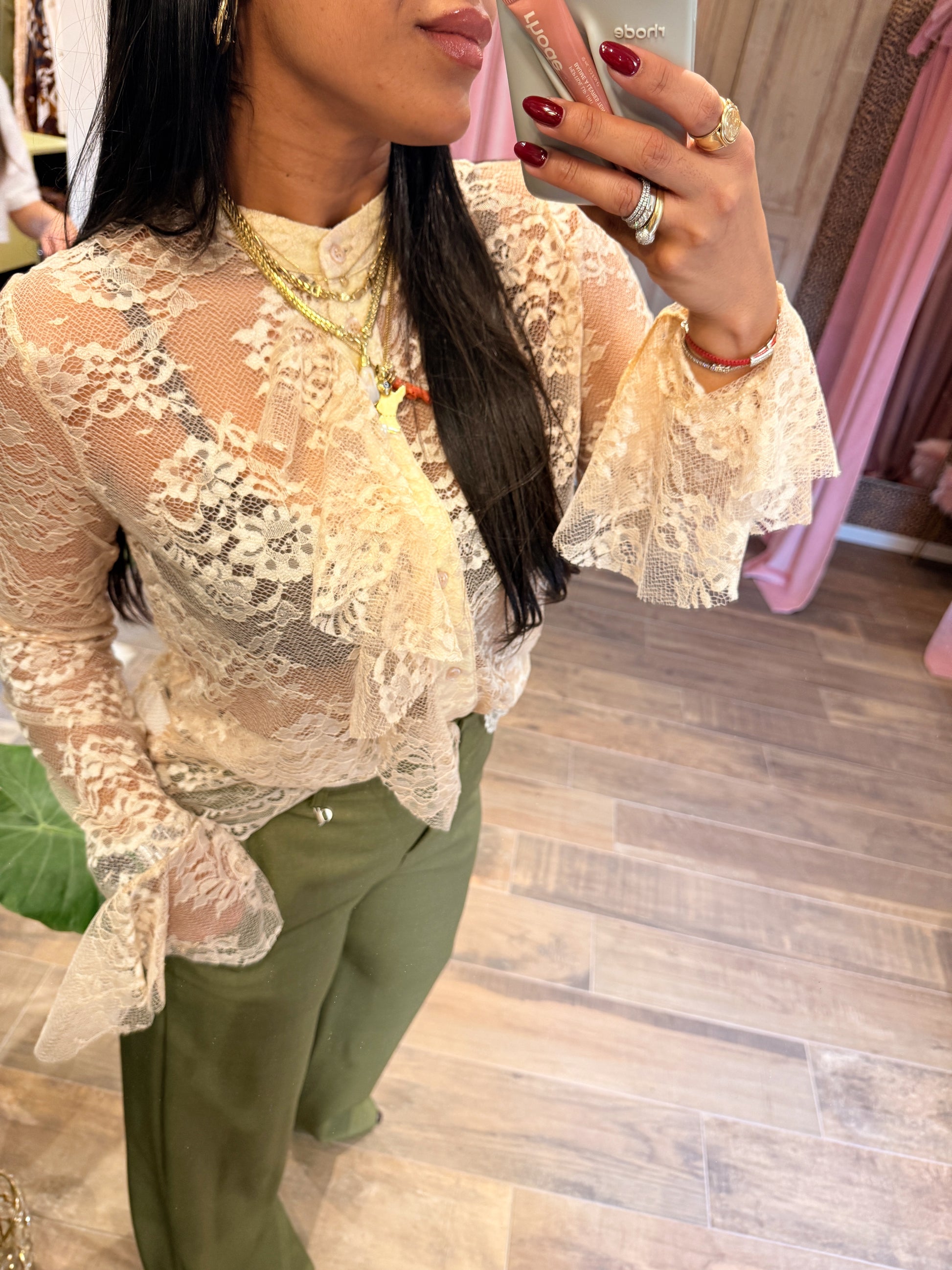 Camicia in pizzo con collo coreano e maniche lunghe