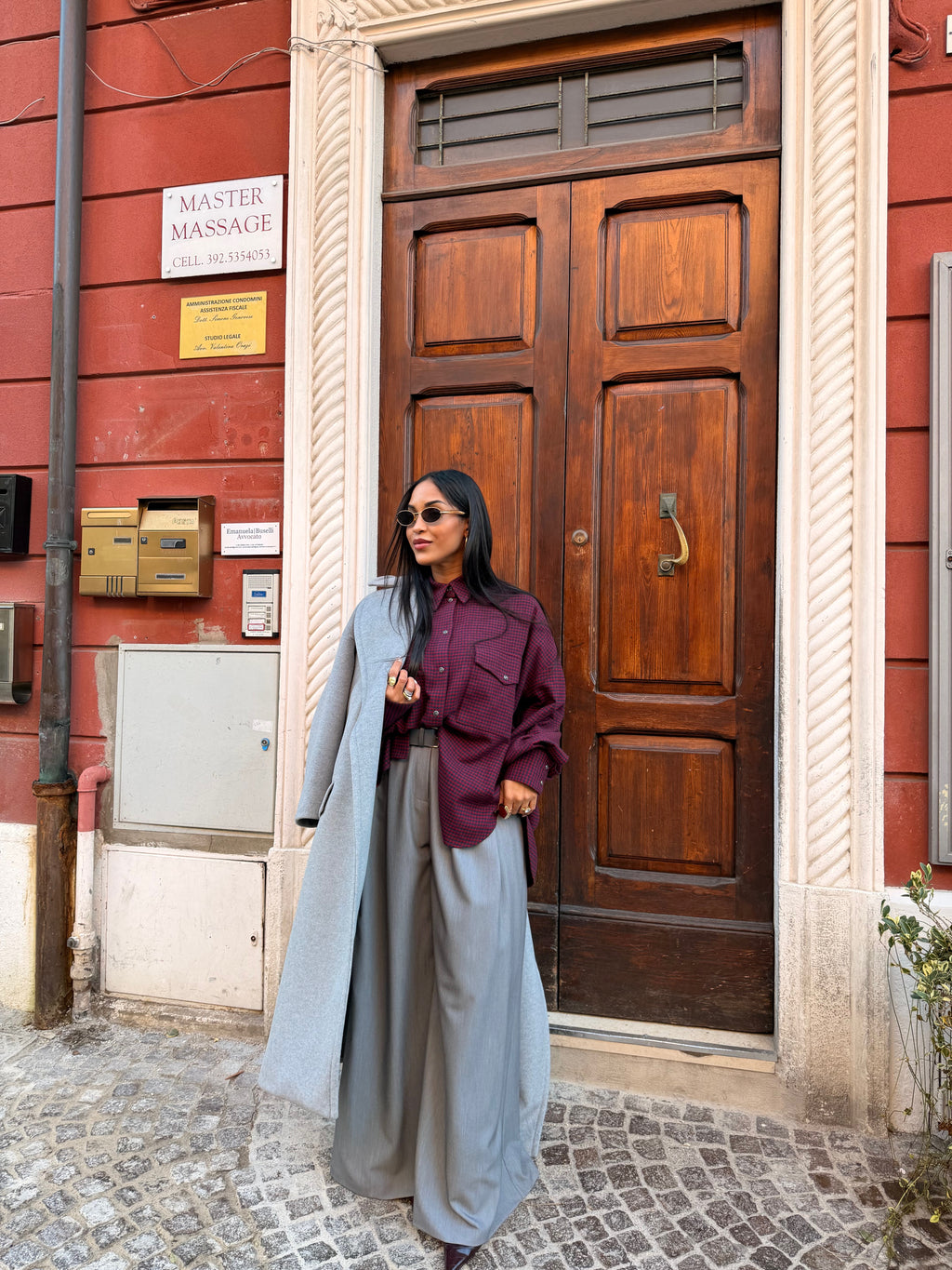 Pantalone palazzo a vita alta con pince