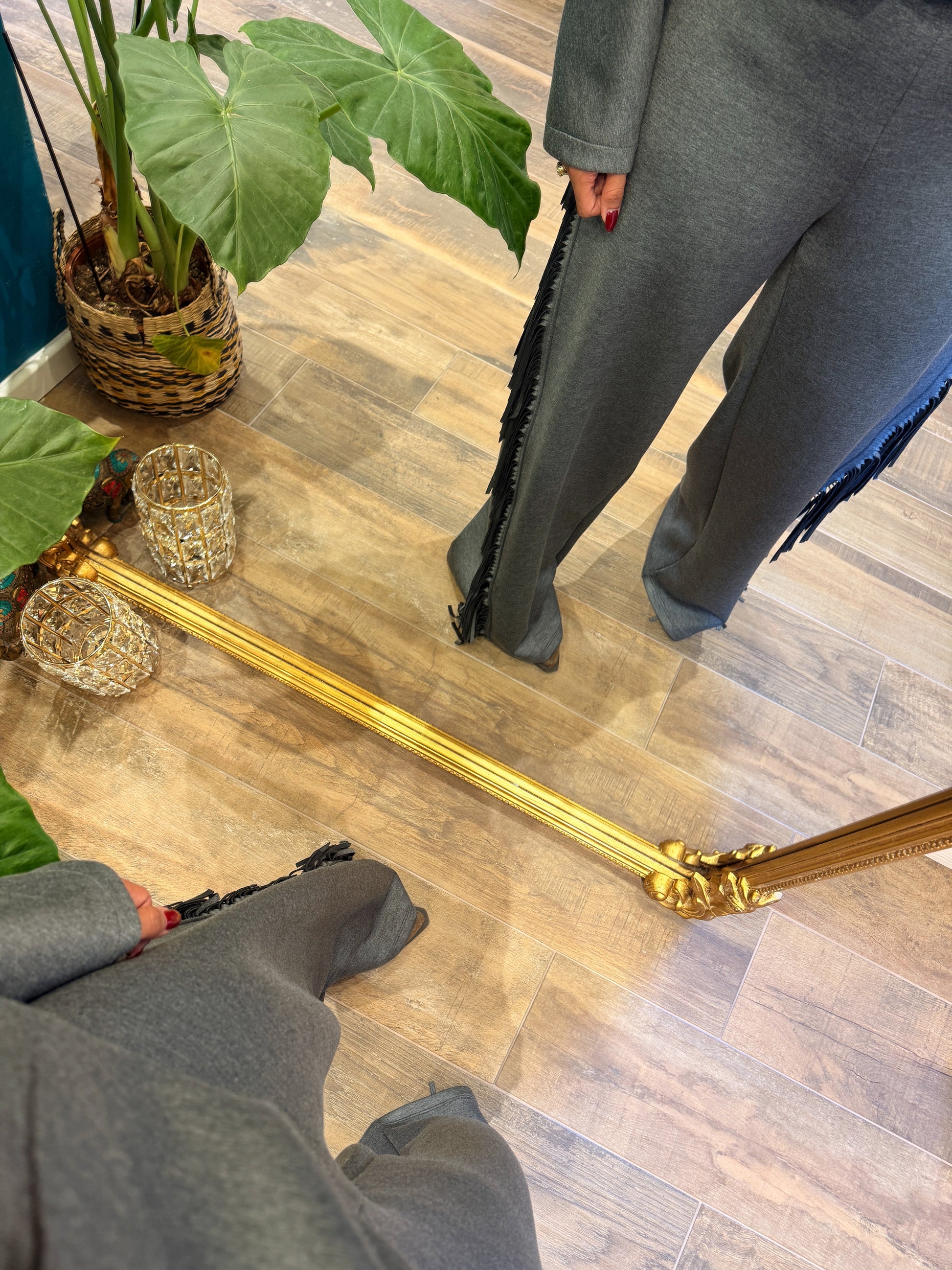 Pantalone con frange