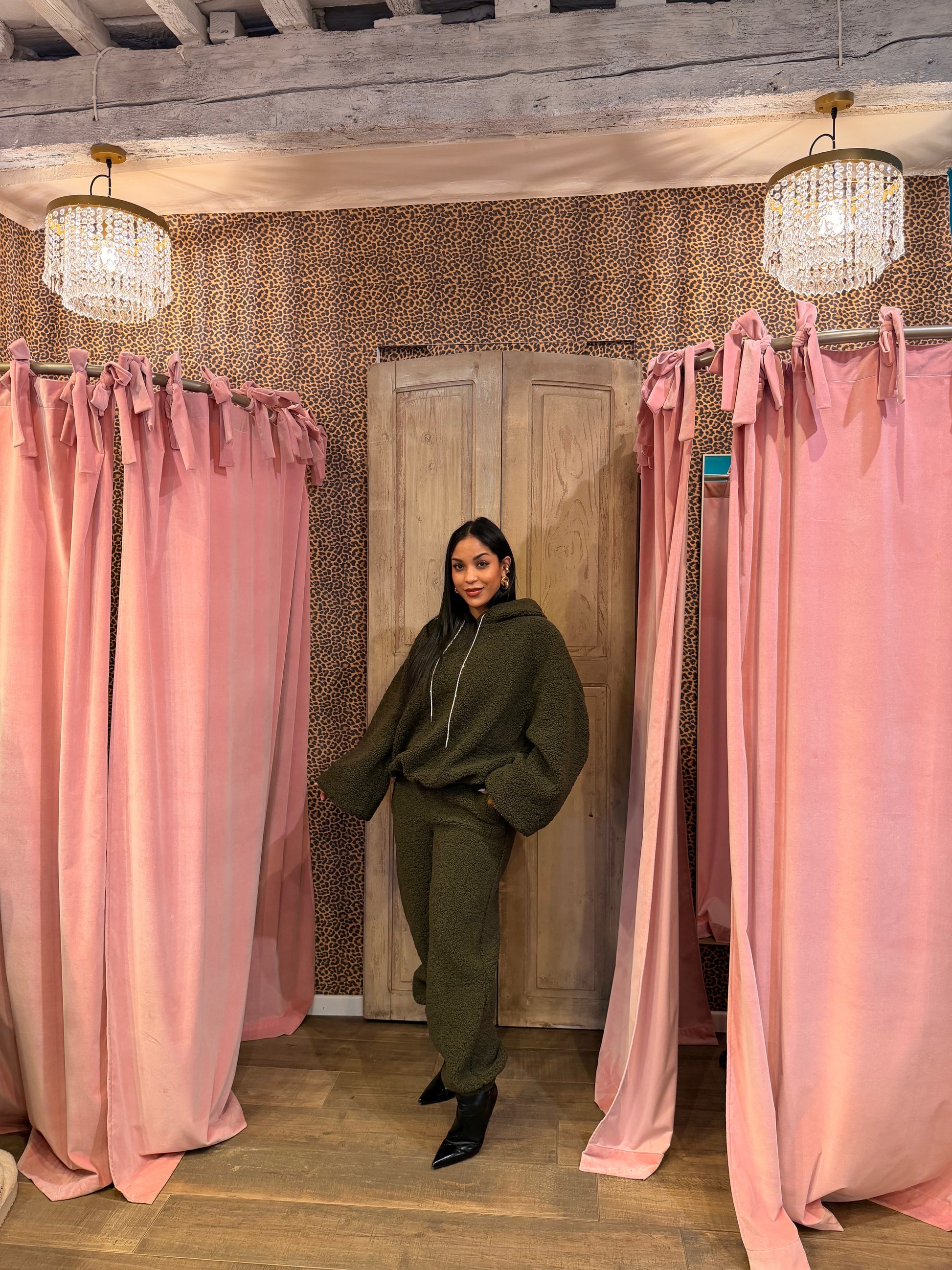 Coordinato felpa e pantalone