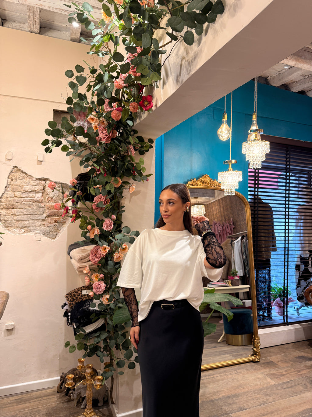 T-shirt a maniche lunghe con inserto in pizzo