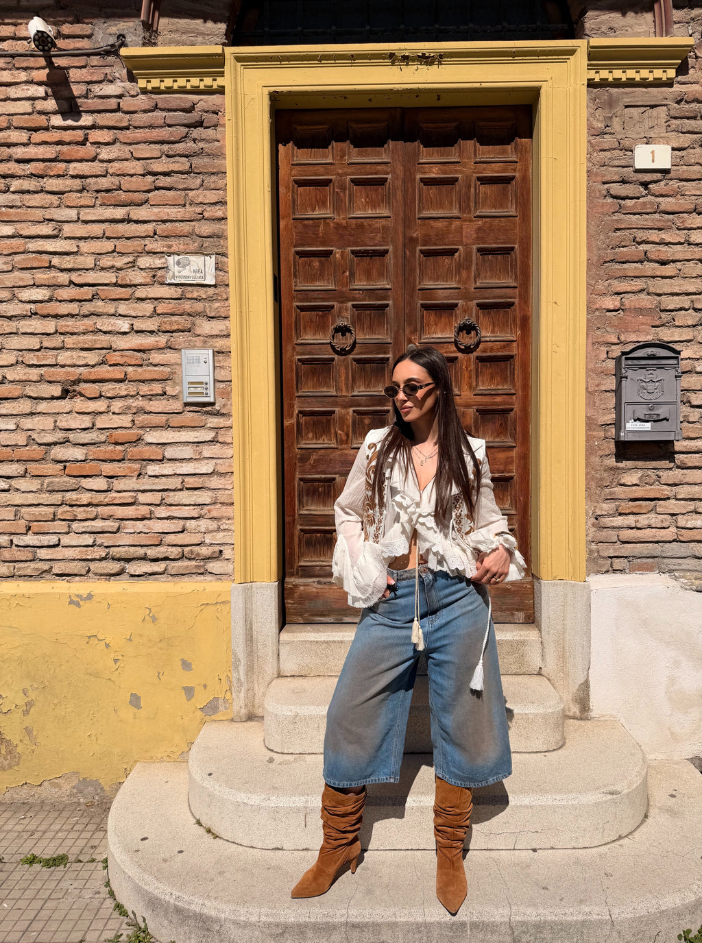 Jeans five tasche ampia gamba cropped