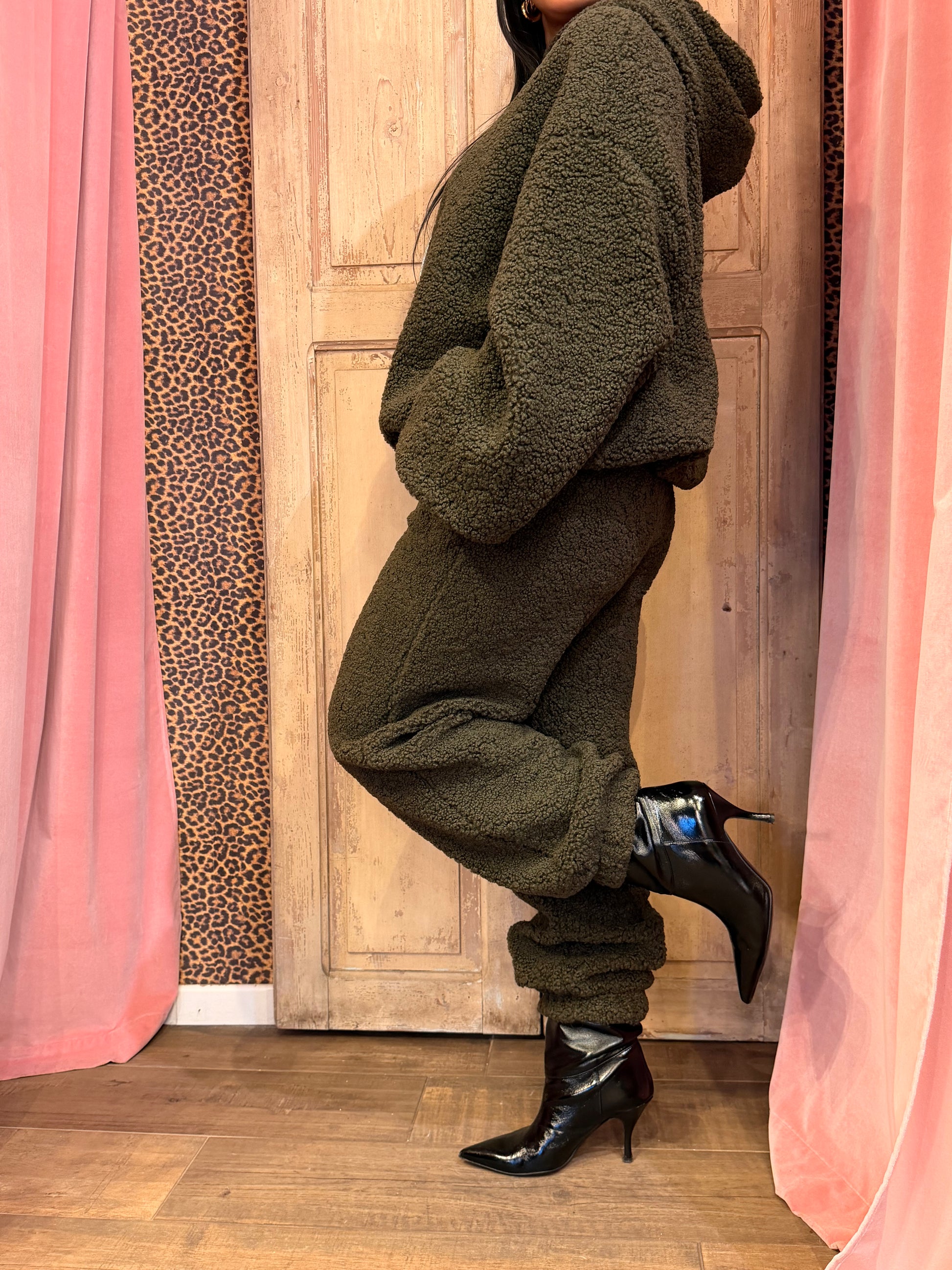 Coordinato felpa e pantalone