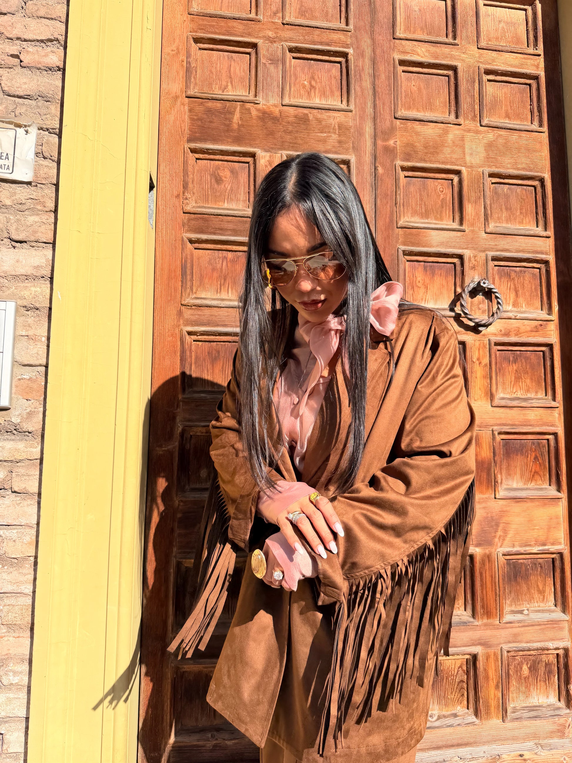 Giacca con frange oversize e tasche frontali
