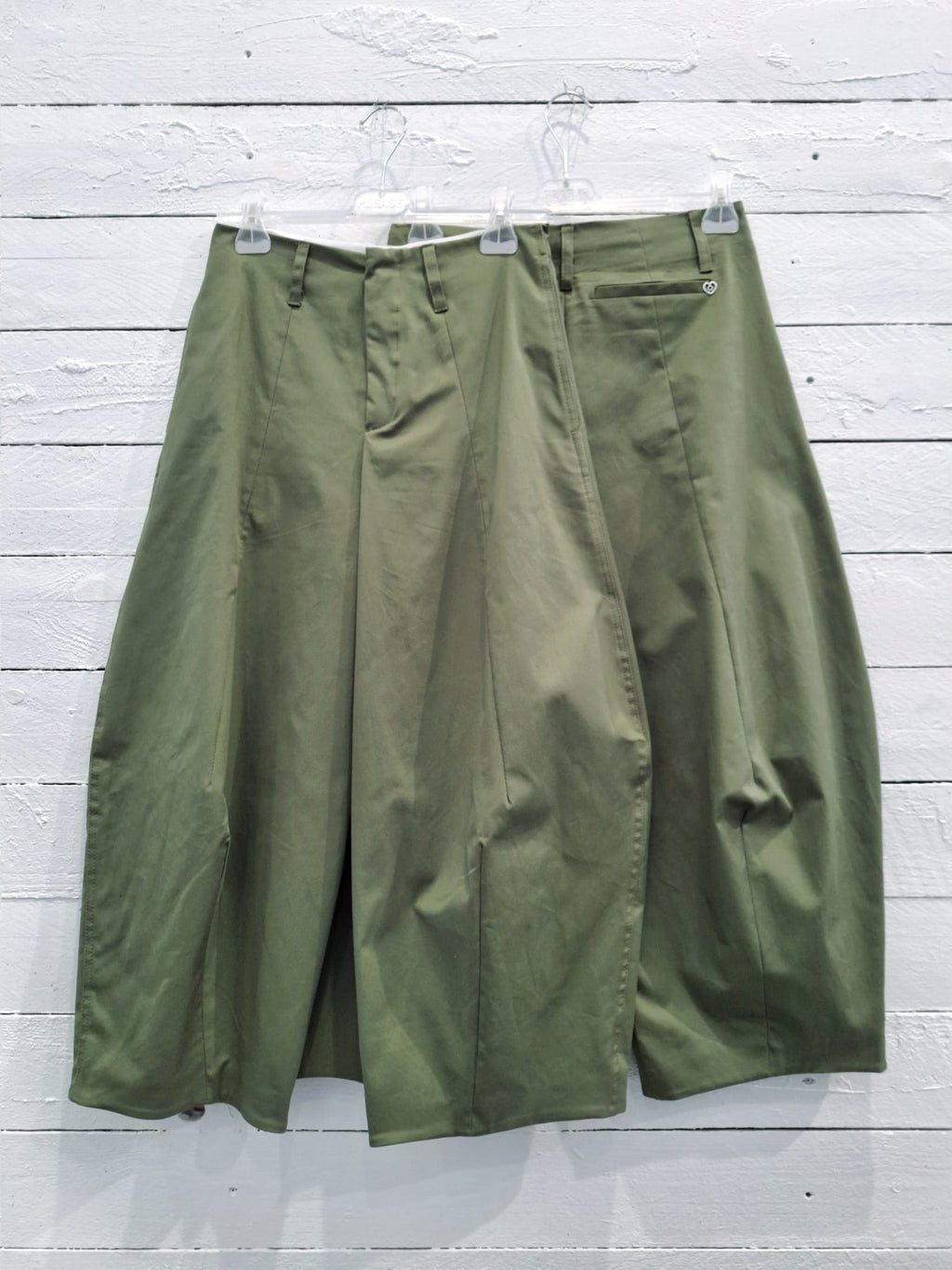 Pantalone barrel